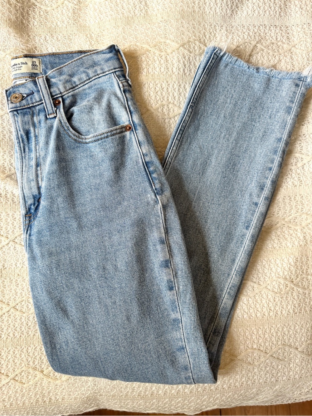 Abercrombie & Fitch Ankle Straight Ultra High Rise Jeans
